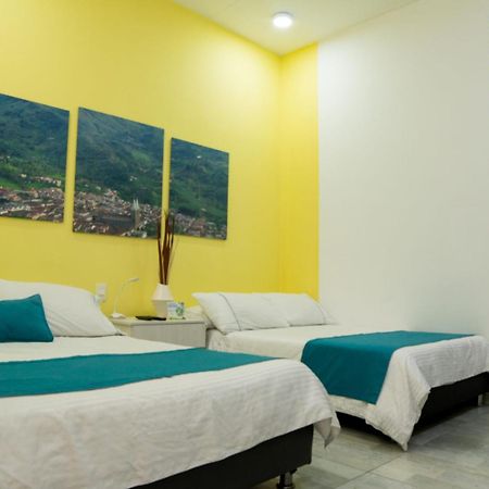 Almaviva Casa Hotel Medellin Ngoại thất bức ảnh